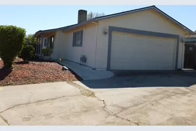 460 SE Jeremy Ct, Oakdale, CA 95361 - Photo 4