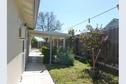 460 SE Jeremy Ct, Oakdale, CA 95361 - Photo 22