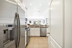 327 Oleander Dr, San Jose, CA 95123 - Photo 8