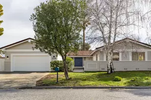 12139 Marilla Dr, Saratoga, CA 95070 - Photo 2