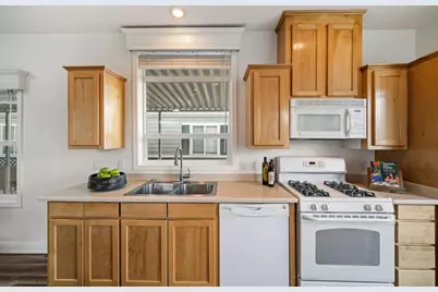 6130 Monterey Hwy 189, San Jose, CA 95138 - Photo 18