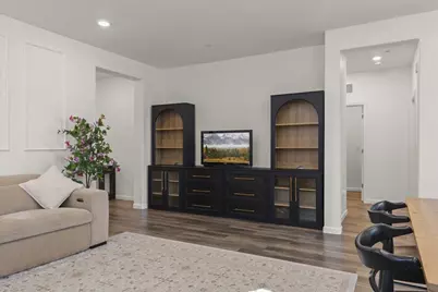 925 Klamath Way, Hollister, CA 95023 - Photo 8