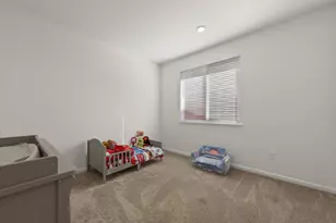 925 Klamath Way, Hollister, CA 95023 - Photo 20