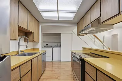 1249 Crescent Ter, Sunnyvale, CA 94087 - Photo 6