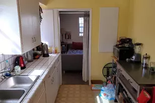 321 Hawthorne St, Salinas, CA 93901 - Photo 4