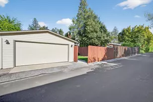 136 Loma Alta Ave, Los Gatos, CA 95030 - Photo 58