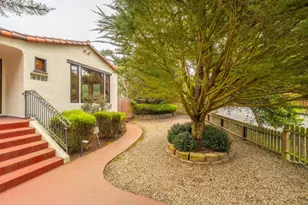 990 Sinex Ave, Pacific Grove, CA 93950 - Photo 2