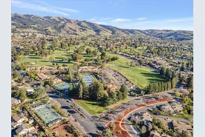 8755 McCarty Ranch Dr, San Jose, CA 95135 - Photo 46