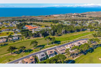 1814 Links Dr, Seaside, CA 93955 - Photo 2