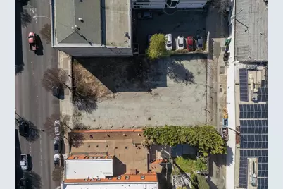 220 4th St, Hollister, CA 95023 - Photo 4