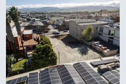 220 4th St, Hollister, CA 95023 - Photo 2