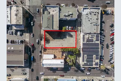 220 4th St, Hollister, CA 95023 - Photo 8