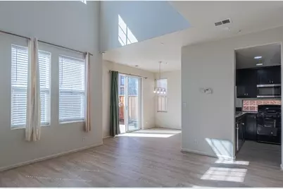 980 Longfellow Dr, Salinas, CA 93906 - Photo 4