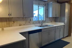 101 River Dr Space 80 Dr 80, King City, CA 93930 - Photo 2