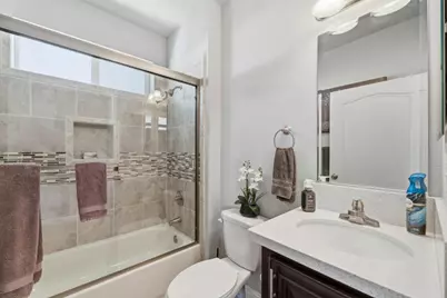 393 Chateau La Salle Dr 393, San Jose, CA 95111 - Photo 14