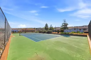 393 Chateau La Salle Dr 393, San Jose, CA 95111 - Photo 24