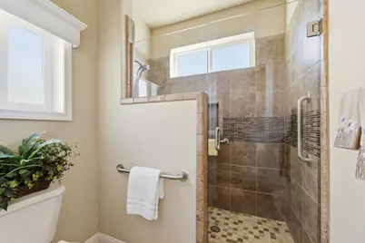 393 Chateau La Salle Dr 393, San Jose, CA 95111 - Photo 16