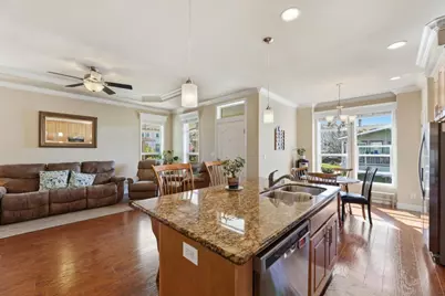 393 Chateau La Salle Dr 393, San Jose, CA 95111 - Photo 6