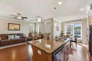 393 Chateau La Salle Dr 393, San Jose, CA 95111 - Photo 6