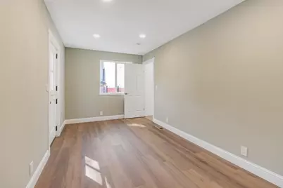 962 S 10th St, San Jose, CA 95112 - Photo 30