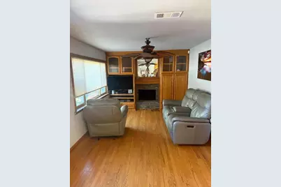 551 Chestnut Ave, Milpitas, CA 95035 - Photo 2