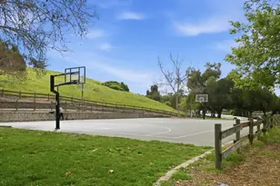 3611 Groesbeck Hill Dr, San Jose, CA 95148 - Photo 68