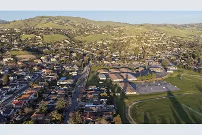 236 S Claremont Ave, San Jose, CA 95127 - Photo 36