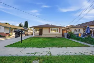 791 N 14th St, San Jose, CA 95112 - Photo 2