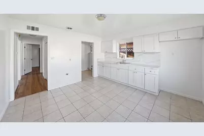 791 N 14th St, San Jose, CA 95112 - Photo 6