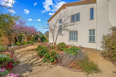 2 Donner St, San Juan Bautista, CA 95045 - Photo 2