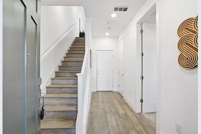 2235 Mora Pl, Mountain View, CA 94040 - Photo 2