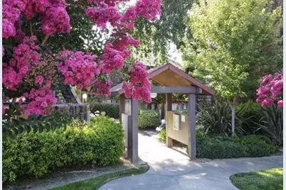 1555 Hecker Pass Rd H102, Gilroy, CA 95020 - Photo 40