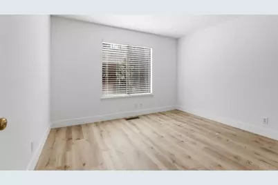 1555 Hecker Pass Rd H102, Gilroy, CA 95020 - Photo 24