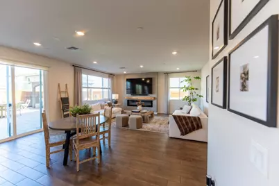 1880 Violet Dr, Hollister, CA 95023 - Photo 8