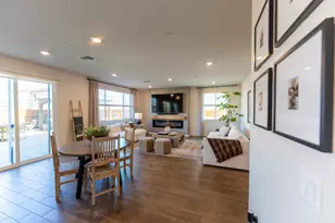 1880 Violet Dr, Hollister, CA 95023 - Photo 8