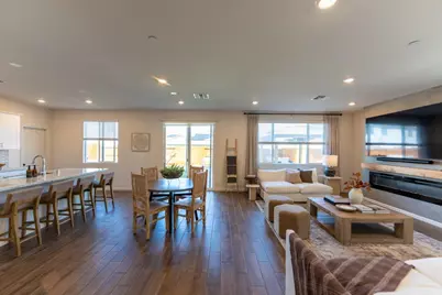 1880 Violet Dr, Hollister, CA 95023 - Photo 12