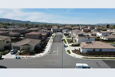 1880 Violet Dr, Hollister, CA 95023 - Photo 54