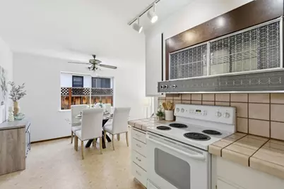 5948 Royal Ann Dr, San Jose, CA 95129 - Photo 14