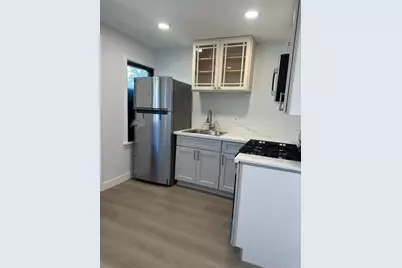 1072 Vine St, San Jose, CA 95110 - Photo 10