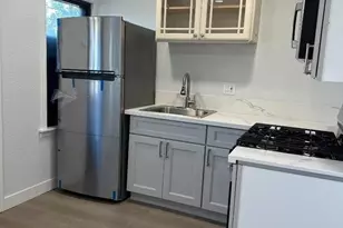 1072 Vine St, San Jose, CA 95110 - Photo 10