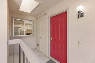 871 W California Ave J, Sunnyvale, CA 94086 - Photo 2