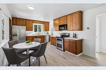 4930 Dickinson Dr, San Jose, CA 95111 - Photo 8