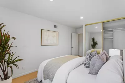 20012 Northcrest Sq, Cupertino, CA 95014 - Photo 16