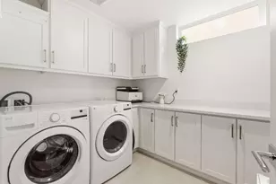 15206 Watkins Dr, Los Gatos, CA 95032 - Photo 28