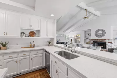 818 W Grant Pl, San Mateo, CA 94402 - Photo 12