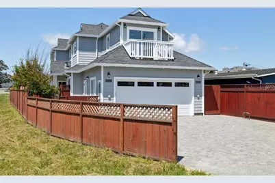 543 Filbert St, Half Moon Bay, CA 94019 - Photo 1