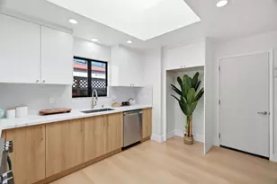 629 Pilgrim Dr, Foster City, CA 94404 - Photo 10