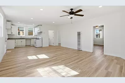 345 S Pilgrim St, Stockton, CA 95205 - Photo 10