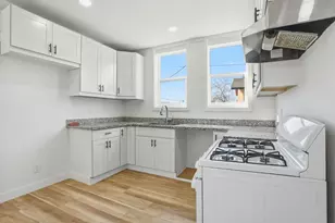 345 S Pilgrim St, Stockton, CA 95205 - Photo 8