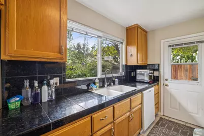 674 Bryson Ave, Palo Alto, CA 94306 - Photo 26